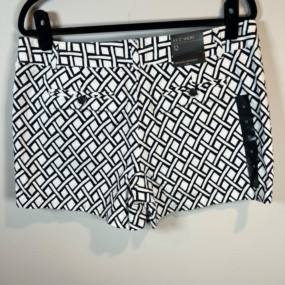 Banana Republic 4.5" Cotton Geometric Print Shorts Black White Coastal NEW Sz 12 - Picture 9 of 12